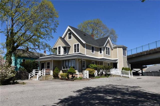 $625,000 | 201 North Main Street | Stonington