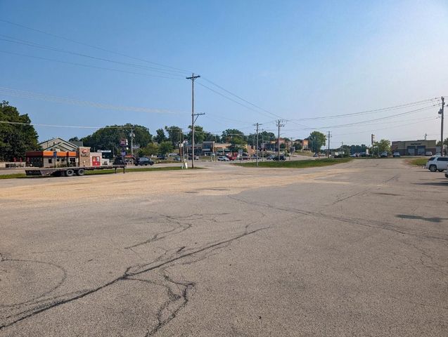 $900,000 | 115 Highway 151 Business | Platteville