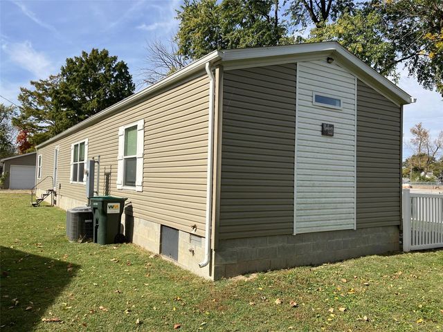 $124,900 | 530 Randolph Street | Beckemeyer