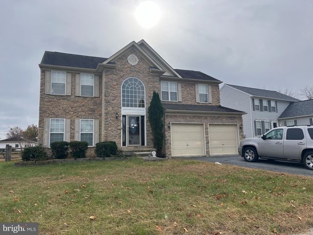 $390,000 | 63 Foxwood Drive | Smyrna