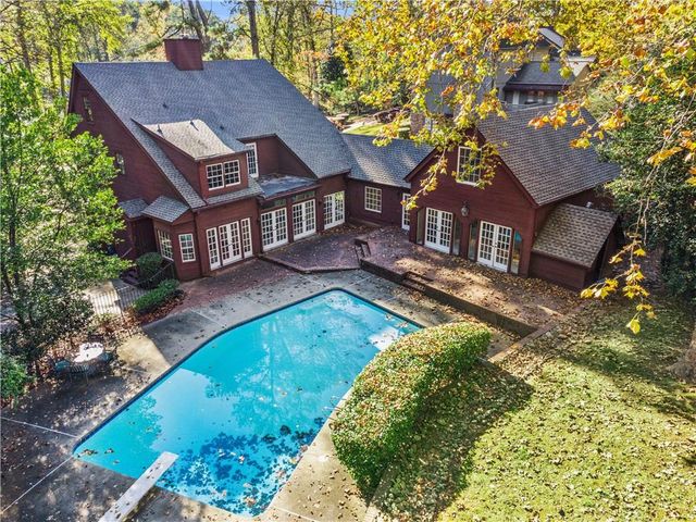 $925,000 | 4345 Blackland Way | East Cobb