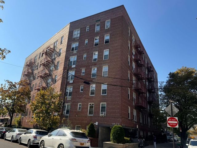 $319,000 | 84-20 51st Avenue, Unit 6L | Elmhurst