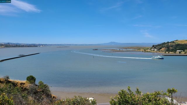 $1,695,000 | 201 Sandy Beach Road | South Vallejo