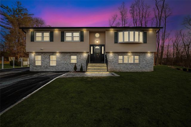 $995,000 | 1 Wales Vista | Nanuet