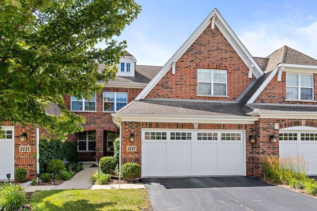 $675,000 | 2117 Washington Drive | Northbrook