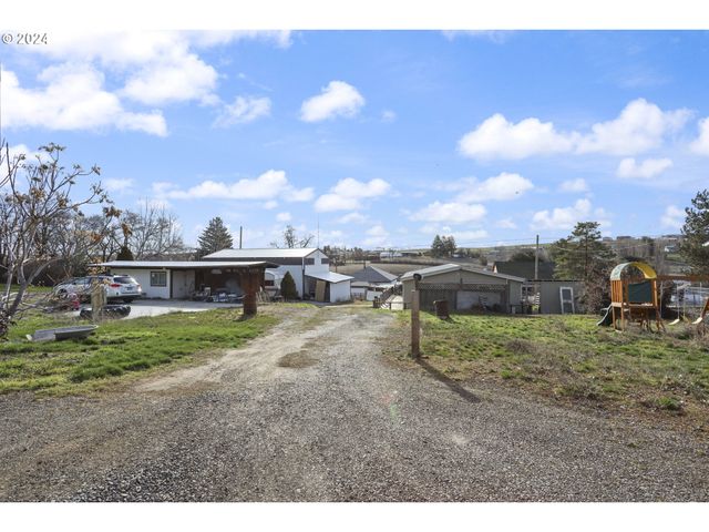 $198,000 | 503 Scott Street | Moro