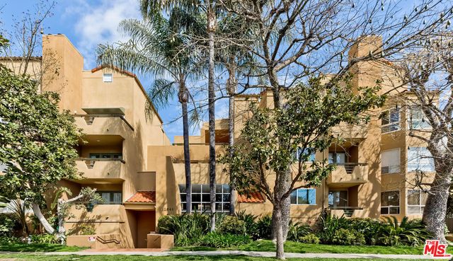 $5,500 | 12841 Bloomfield Street, Unit 203 | Studio City