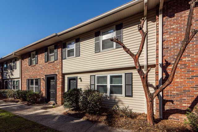 $1,825 | 415 Parkdale Drive, Unit 8D | Carolina Cove