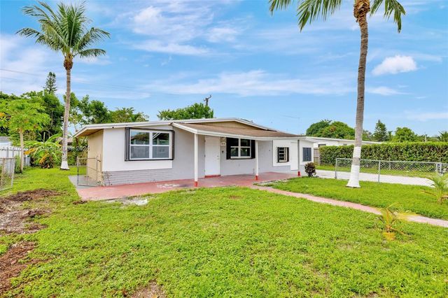 $399,900 | 19330 Northeast 2nd Avenue | Norland