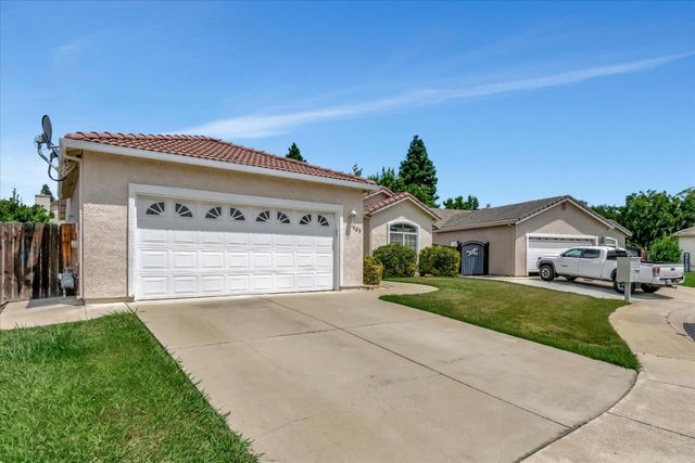 $2,325 | 1689 Southpointe Drive | Yuba City