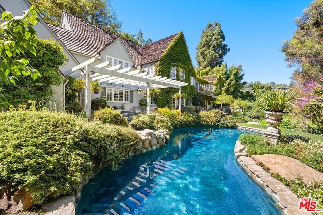 $13,250,000 | 616 Perugia Way | Bel Air-Holmby Hills