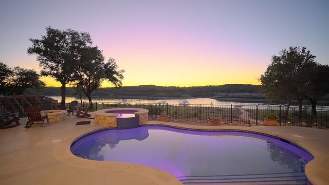 $1,375,000 | 2802 Truman Cove | Highland Lake Estates