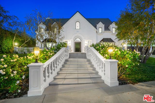 $5,799,000 | 4608 Westchester Drive | Woodland Hills