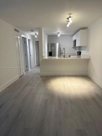 $2,600 | 210 Southwest 11th Street, Unit 510 | Brickell