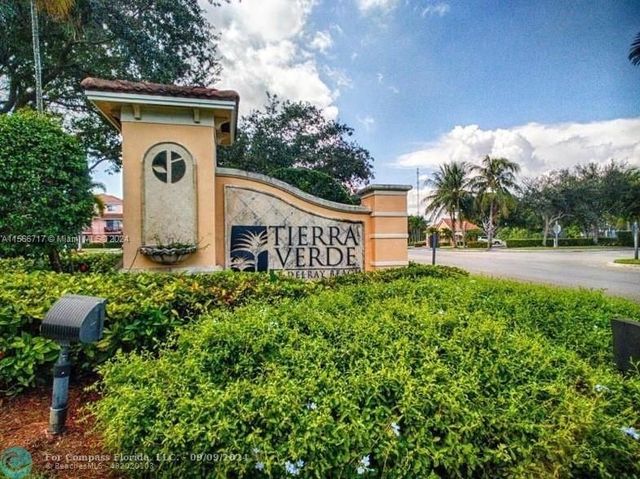 $389,000 | 2050 Alta Meadows Lane, Unit 2103 | Delray Beach