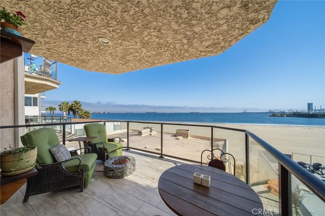 $1,699,999 | 1230 East Ocean Boulevard, Unit 502 | Alamitos Beach