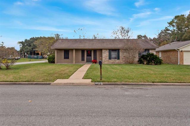 $259,900 | 1903 Briar Ridge Drive | Rosenberg