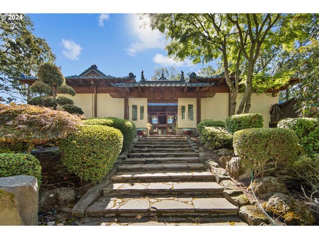 $8,800,000 | 1900 Twin Points Road | Lakeview-Summit