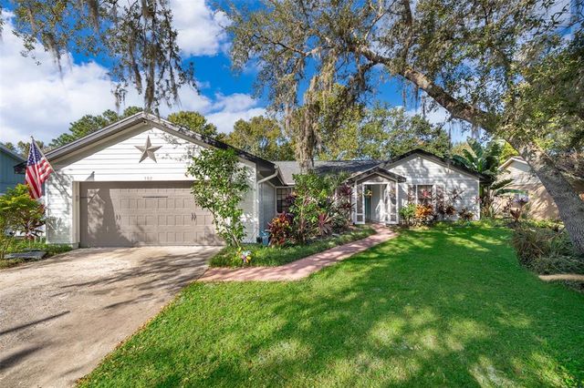 $479,000 | 302 Inglenook Circle | Winter Springs