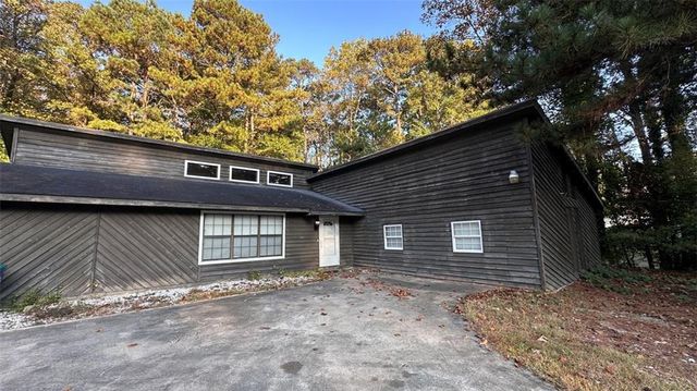 $247,500 | 5965 Catawba Way | South Fulton