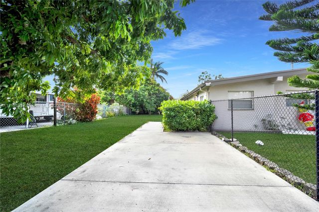 $1,200 | 14310 Southwest 271st Terrace | Naranja