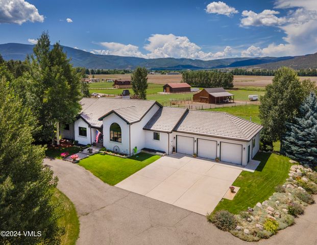 $2,850,000 | 911 Mayne Street | Gypsum