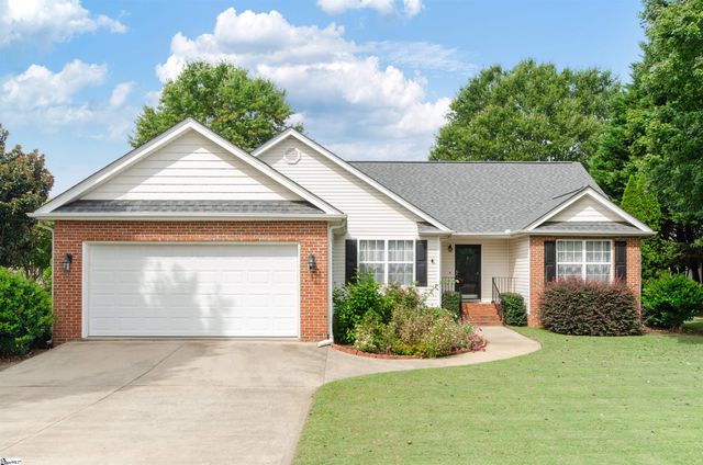 $327,000 | 3 Heart Court | Greer