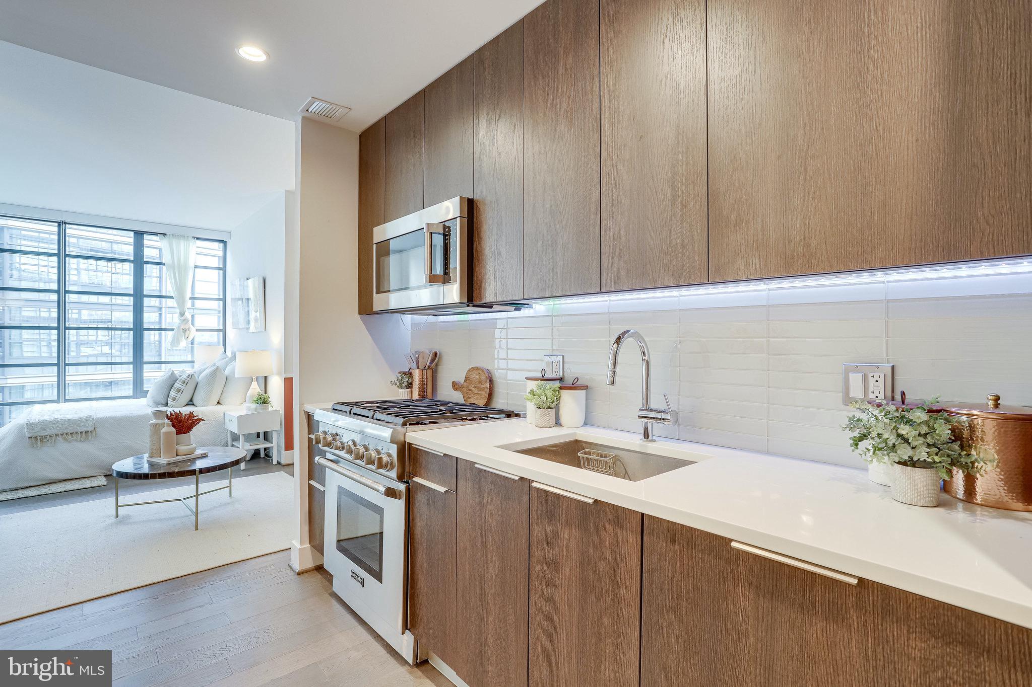 45 Sutton Square Southwest, Unit 807, Washington, DC 20024 | Compass