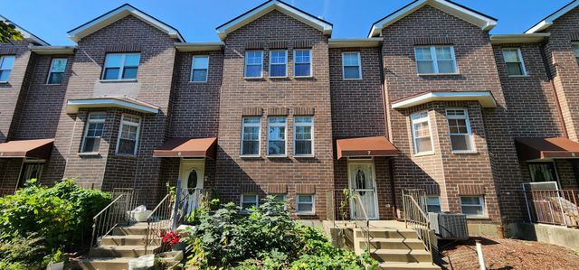 $2,800 | 2501 West 36th Street, Unit 7 | Brighton Park