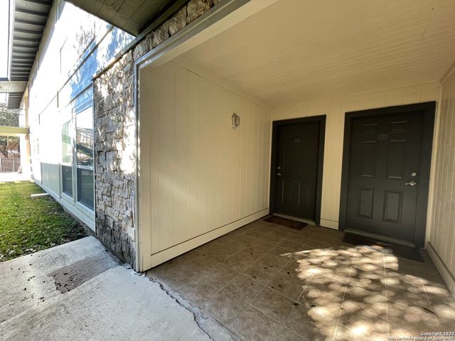 $1,470 | 100 Lorenz Road, Unit 1105 | San Antonio