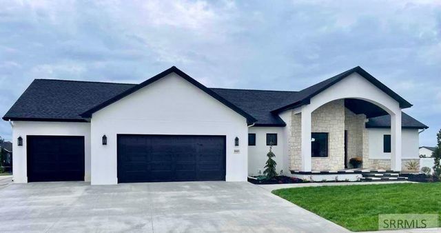 $899,900 | 845 Oak Hl Way | Rexburg