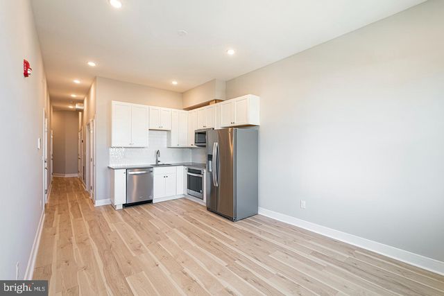 $1,375 | 1946 North 6th Street, Unit 2 | Hartranft