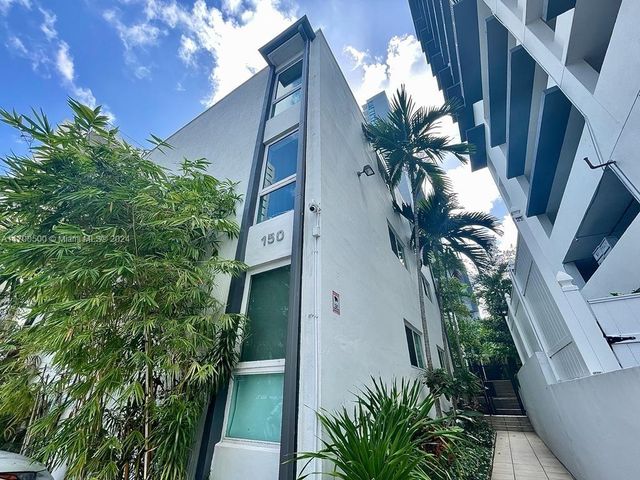 $2,100 | 150 Southwest 10th Street, Unit 7 | Brickell