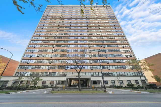 $195,000 | 6030 North Sheridan Road, Unit 1904 | Edgewater Beach