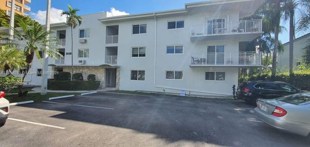 $1,800 | 2430 Northeast 135th Street, Unit 304 | Arch Creek East