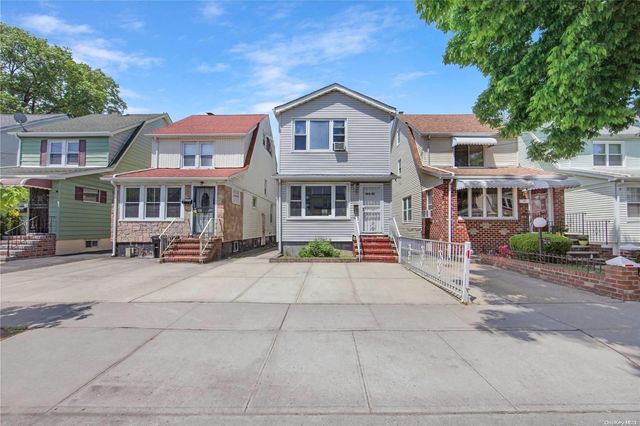 $725,000 | 115-78 217th Street | Long Island Estates