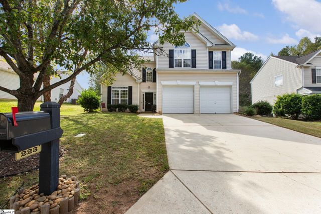 $339,000 | 223 Bonnie Woods Drive