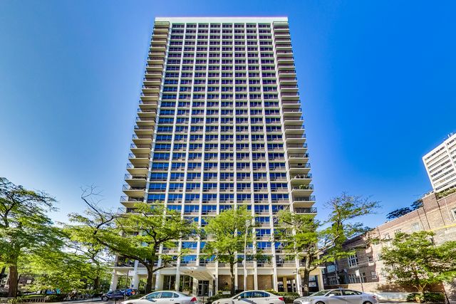 $378,000 | 88 West Schiller Street, Unit 1806L | Lowell House