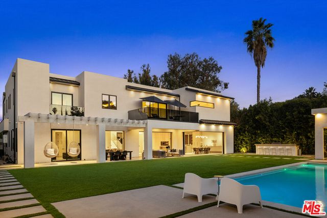 $6,780,000 | 5321 Oak Park Avenue | Encino