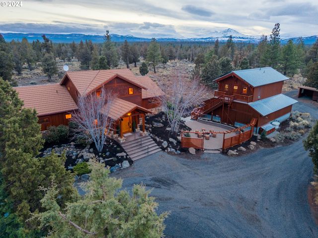 $2,600,000 | 67775 Cloverdale Road