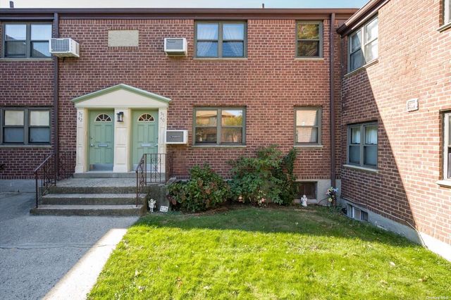 $219,990 | 57-40 246th Crescent, Unit A12 | Douglaston