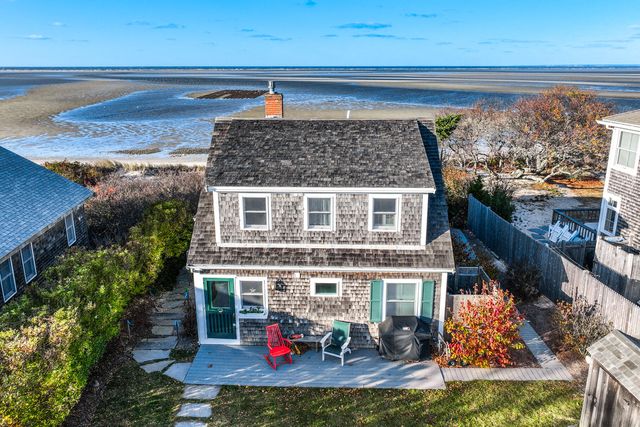 $2,795,000 | 240 Robbins Hill Road | Brewster Village