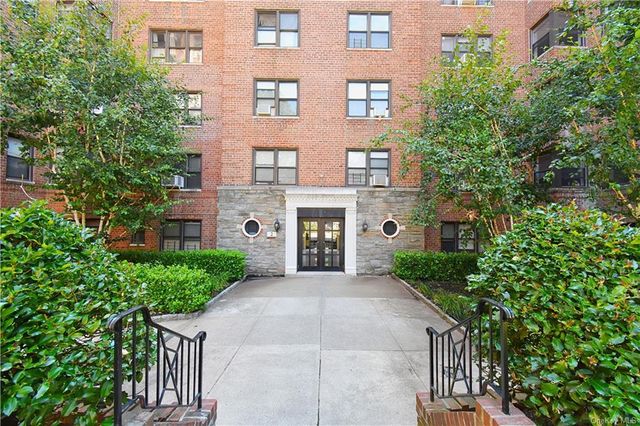 $95,000 | 2 Fisher Drive, Unit 310 | Chester Heights