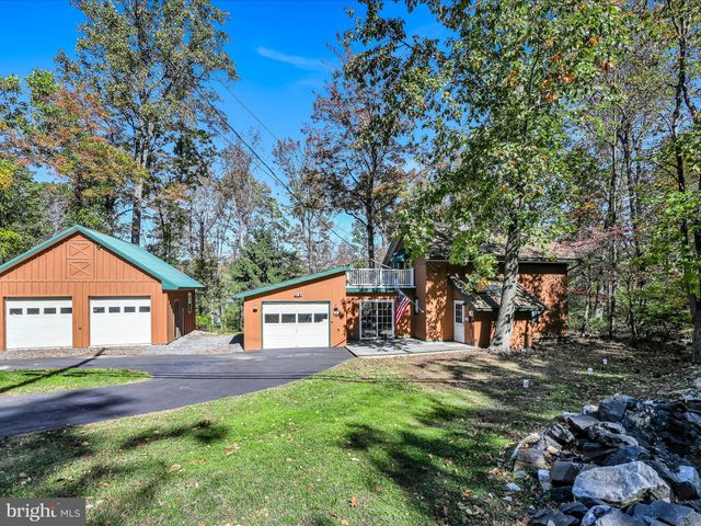 $599,900 | 471 Wynonah Drive | Lake Wynonah