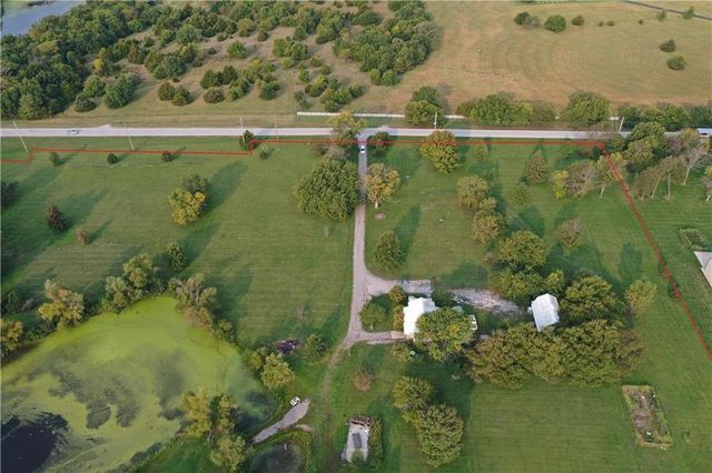 $1,320,000 | 15665 South Moonlight Road | Gardner Township - Johnson County