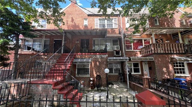 $970,000 | 919 East 102nd Street | Canarsie