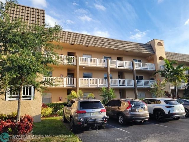 $137,777 | 9241 Sunrise Lakes Boulevard, Unit 309 | Sunrise Lakes