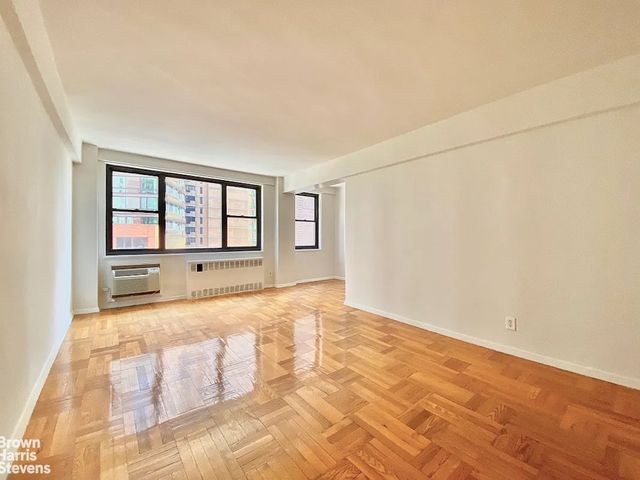 $2,900 | 250 East 39th Street, Unit 6D | Murray Hill