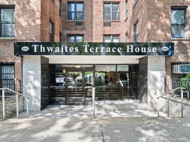 $214,000 | 665 Thwaites Place, Unit 3N | Bronxwood