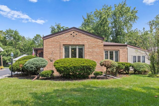 $299,900 | 2125 Collett Lane | Flossmoor